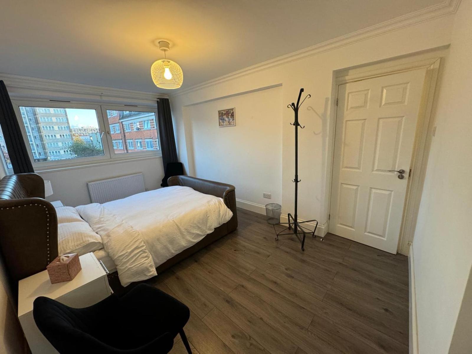 Modern, 2 Bed Apartment, Roman Road * Londres