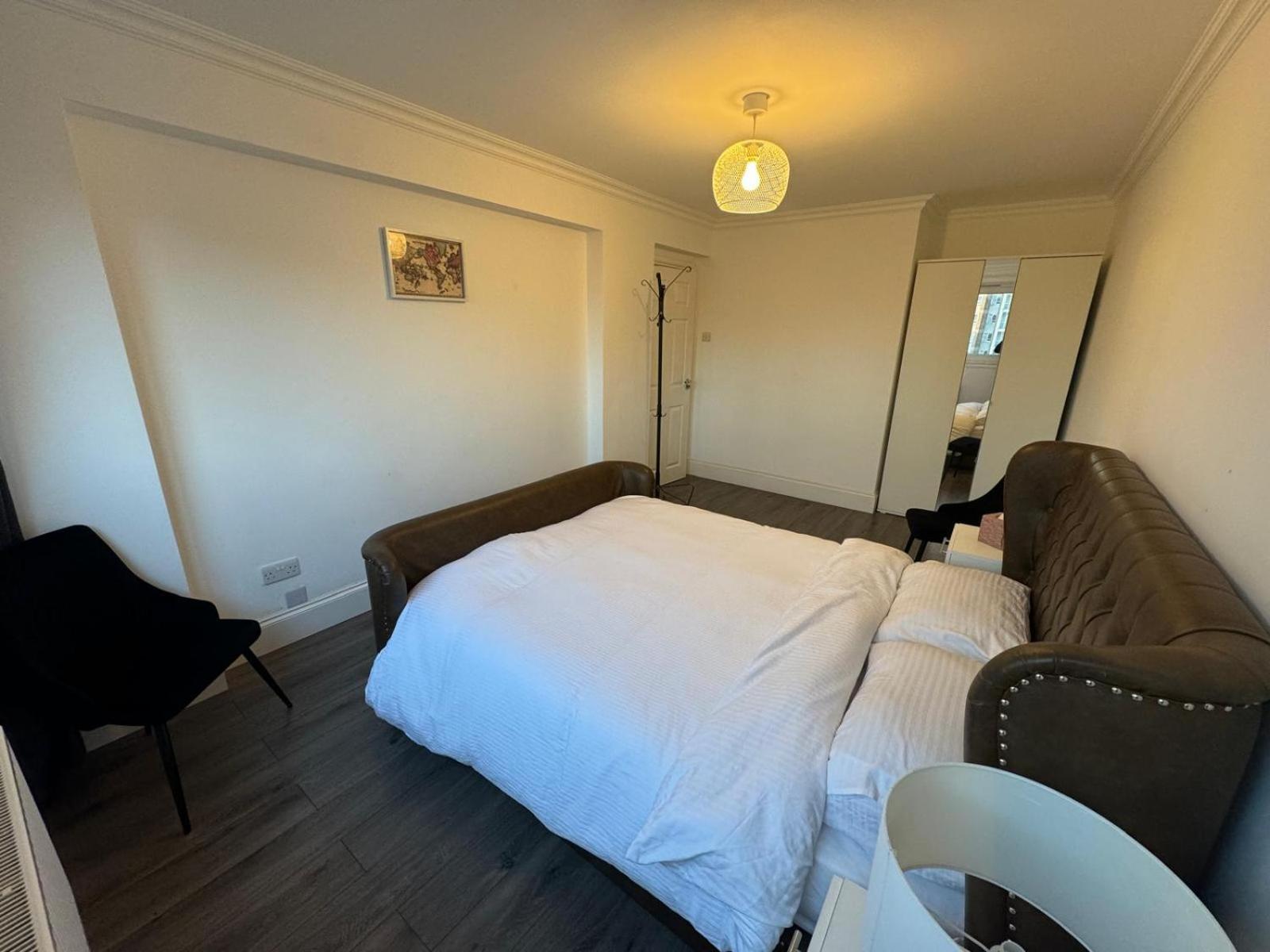Modern, 2 Bed Apartment, Roman Road Appartement